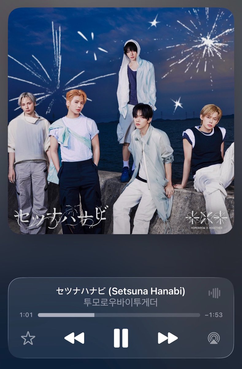 onueldosinnanda's tweet photo. 근데 이렇게 좋은 의상을 뮤비엔 한 번도 안 넣고 옷장에서 나온 난닝구 돌려막기를… https://t.co/rBXO40EbZT