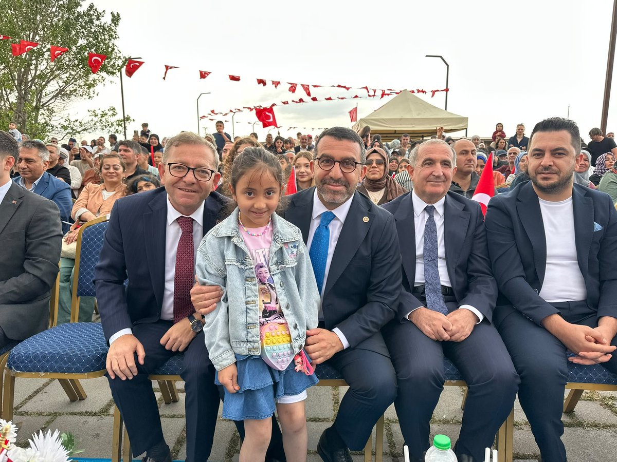 Ademcalkin's tweet photo. @SancarMuammer @ziyapolat73 @KarsAkParti36 @KarsValiligi @akkadinkars @AkGenclikKars 2- https://t.co/3qWuogZJsL
