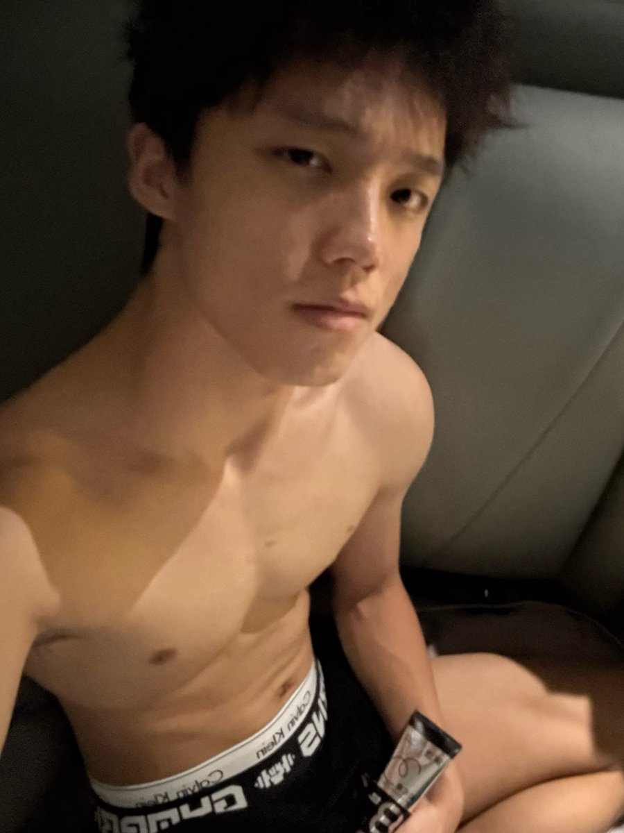 jiu_ban29264's tweet photo. 在紧张吗 https://t.co/tWgKQdgr1f