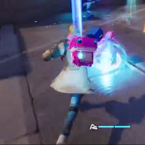InfoFortniteES's tweet photo. Klombo vuelve en forma de objeto. https://t.co/6BVV6A6UrL