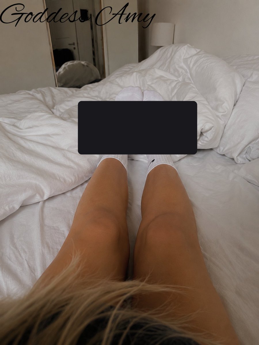 DutchGoddessAmy's tweet photo. Send me a gift to unluck this picture of my gym socks

FindomNL • FindomBe • FindomUK • FindomDe • Sockslave • Footslave https://t.co/OcQaoUZuF9