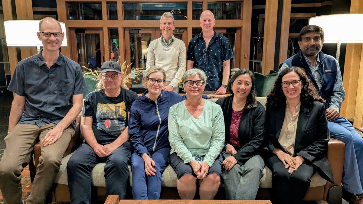 FlyEyeLab's tweet photo. Me with past, current, and upcoming Chairs of the Visual Systems Development Gordon Research Conference. Looking forward to seeing everyone at the 2028 meeting in beautiful Il Ciocco, Italy https://t.co/vTC68JLJNy