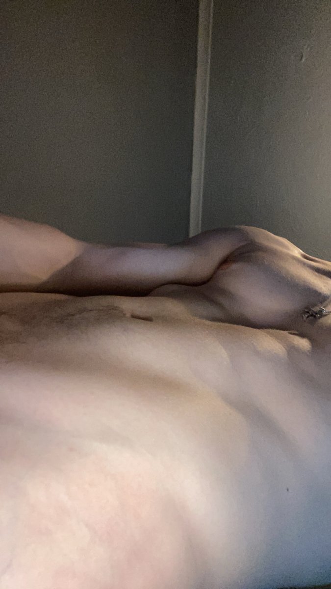 36e0e4b93aeb4fe's tweet photo. Anyone wanna lick? 😛#nsfw #nsfwtwt #horny #esex #snapchat #discord #eboy #rape #rapekink #dmsopen #cnc #ass #tits #softkink #hardkink #bwc #sext #moots #moothunt〃・ #moothunting https://t.co/FQJXSfa2jY