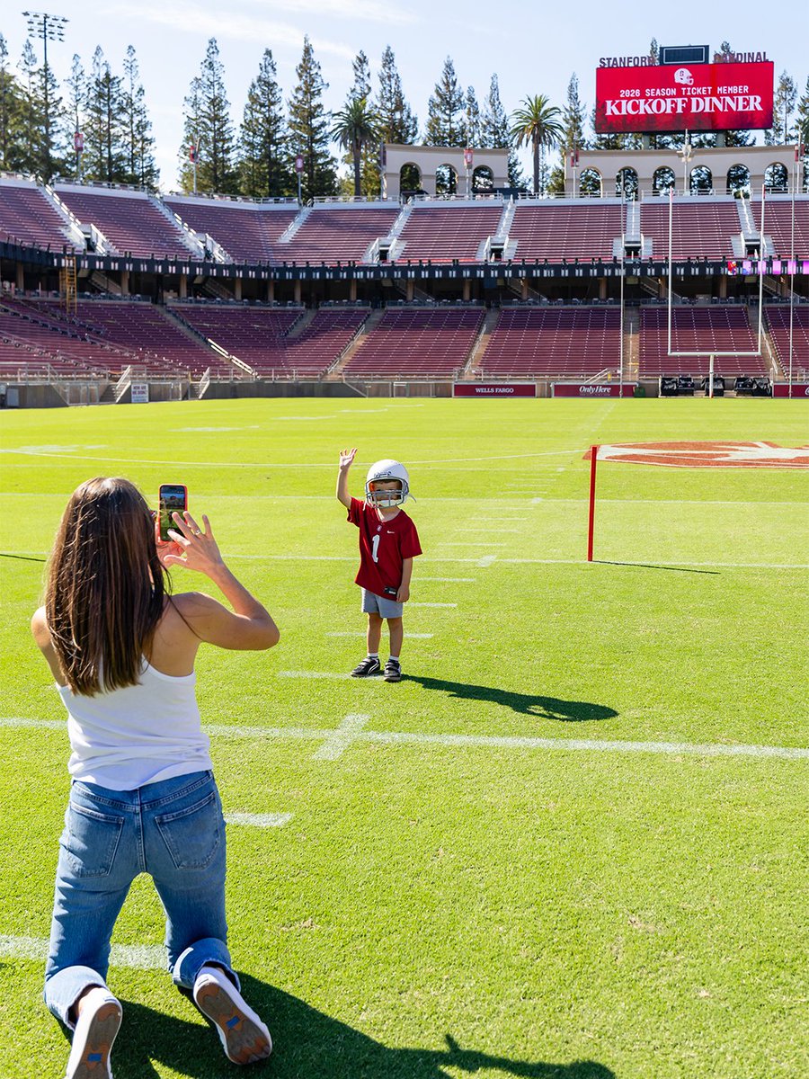 StanfordFball's tweet photo. The lifeblood of our program for a reason.
Had a great time with our Season Ticket Members at our annual Kickoff Dinner!

Still time to join the family » https://t.co/EAPQ40WSgc https://t.co/mDgcoxeziF