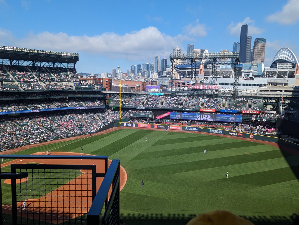 therealedcooke's tweet photo. @MLFootball #Mariners #Safecofield #Seattle https://t.co/2tQoT0PEZS