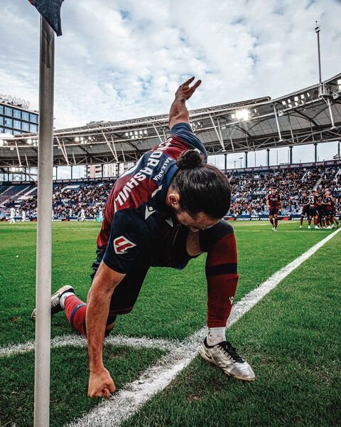 TheAnalyzerSFC_'s tweet photo. El #SevillaFC acelera para cerrar a Kochorashvili del #SportingCP. Se habla ya de traspaso directo.

Vía @abolapt foto web del #LevanteUD

#LigaPortugal 🇵🇹🕵‍♂️ #LaLiga 🇪🇦 https://t.co/fJkZQxiPpT