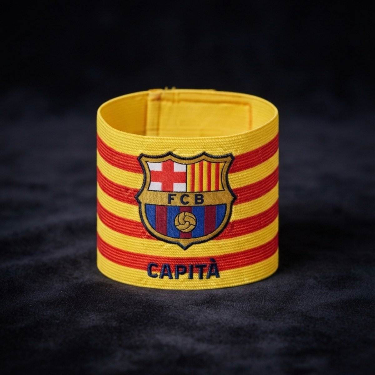 MrEli_x's tweet photo. 🚨 𝗗𝗘𝗕𝗔𝗧𝗘: Rodri is coming to Barça as Spain’s captain and Manchester City’s former leader. 👀

❓Does he deserve the Barcelona captain’s armband? 🔵🔴✍️ https://t.co/32Ay3Jk02B