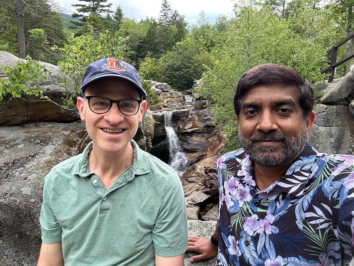 FlyEyeLab's tweet photo. I had a great time at the Visual System Development GRC. Even got a chance to go on a small hike with my friend and meeting co-organizer Jeremy Kay. https://t.co/hWpkjQ3iDM