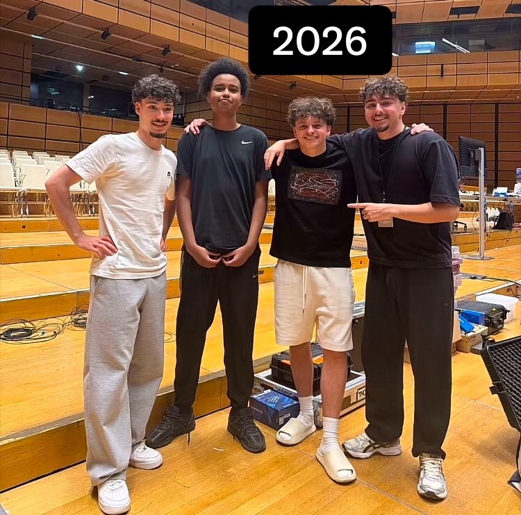 Oslofnbr's tweet photo. 2025 vs 2026 
FRENCH ON TOP ✊🇫🇷 https://t.co/JlicN9iimO