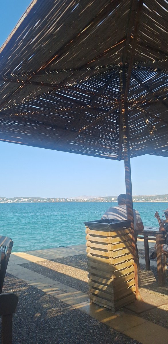 dsozer898's tweet photo. Deniz insana çok iyi geliyor https://t.co/GWY11NfqcJ