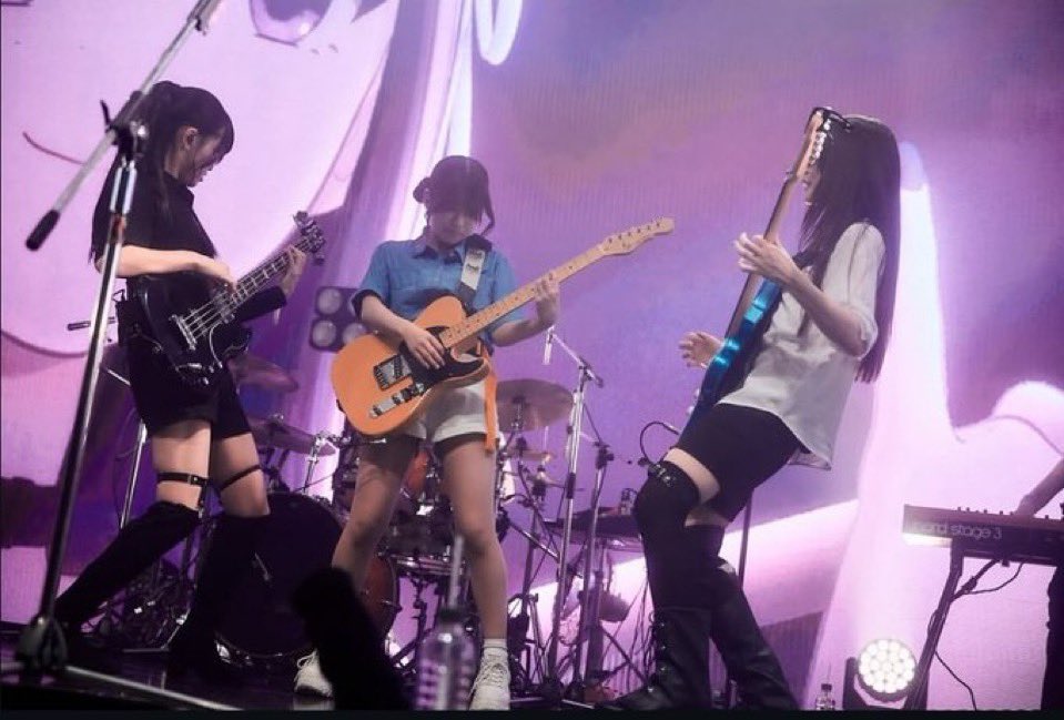 raikamiku tweet picture
