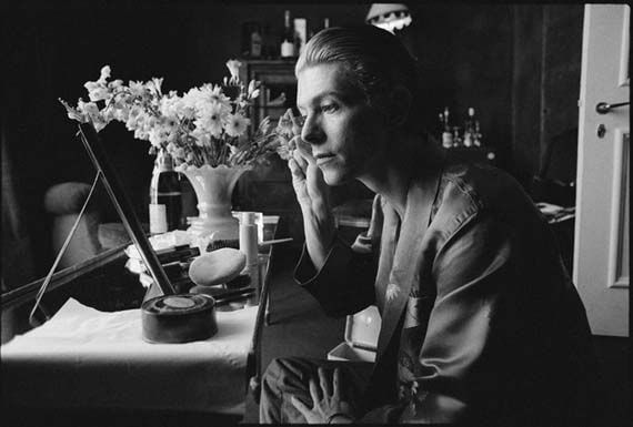 MarinFavre's tweet photo. .

David Bowie    Paris, 1976                            by andrew kent

. https://t.co/1VQsNCe6T1