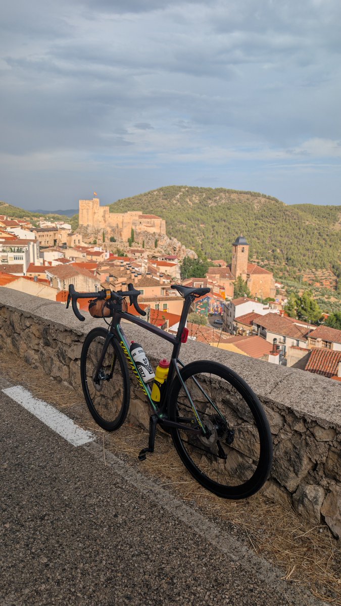 NachoTomas's tweet photo. Un poco de bici y un poco de agua 🤣 https://t.co/HLuazo6cFF