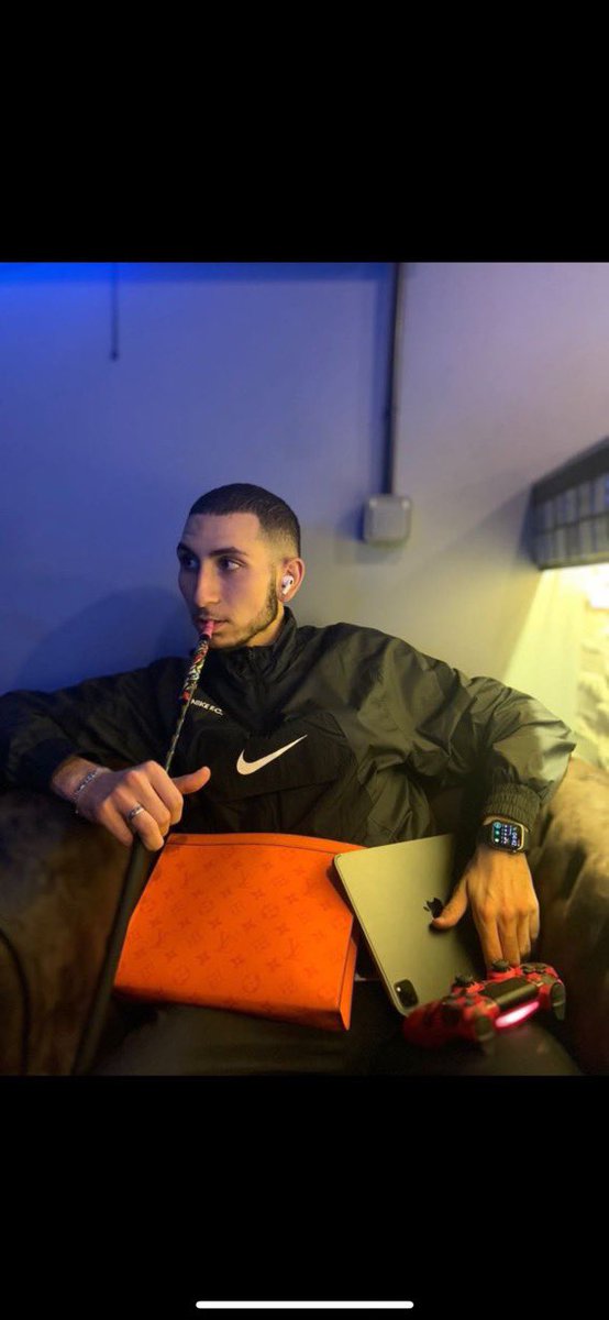 nourzinoooo's tweet photo. @shin7r @Pepetrdbl @Neweyz30 @cuatro27z un peu de respect pour ma personne stp https://t.co/durX6RYVTz