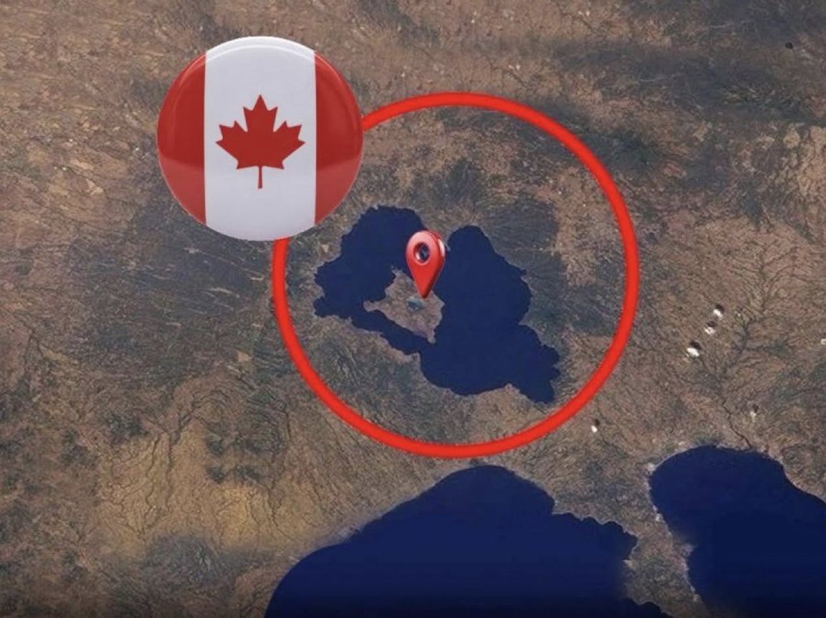 MadelnCanada's tweet photo. Only Canada has a lake on an island in a lake on an island in a lake 😂🇨🇦 https://t.co/5zoF5yw3dQ