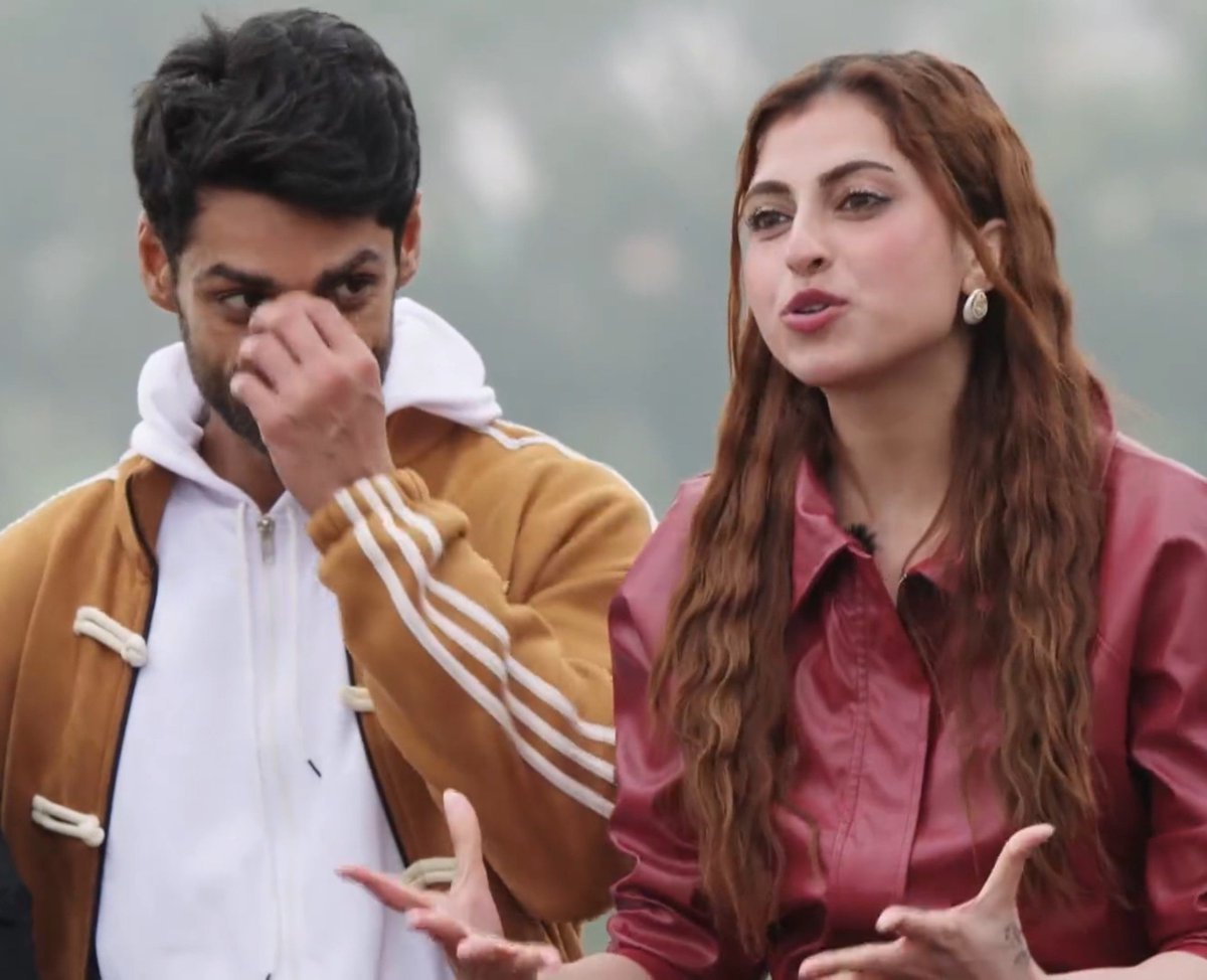 yesssandnoooo's tweet photo. kaafi chemistry(dosti only guys)🫠💛
#kkk15 #farhanabhatt #karanwahi https://t.co/7vIPcJDtzm