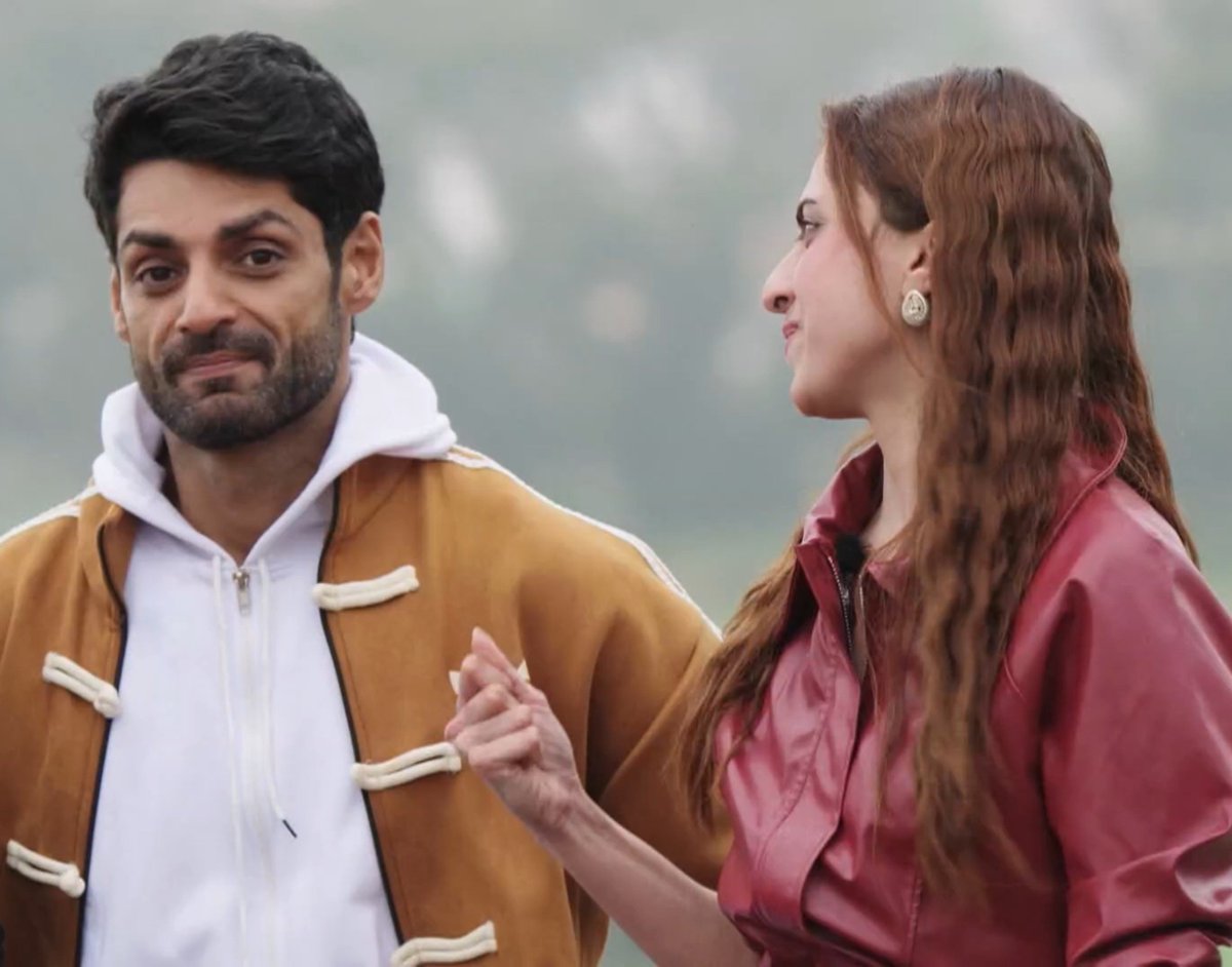 yesssandnoooo's tweet photo. kaafi chemistry(dosti only guys)🫠💛
#kkk15 #farhanabhatt #karanwahi https://t.co/7vIPcJDtzm