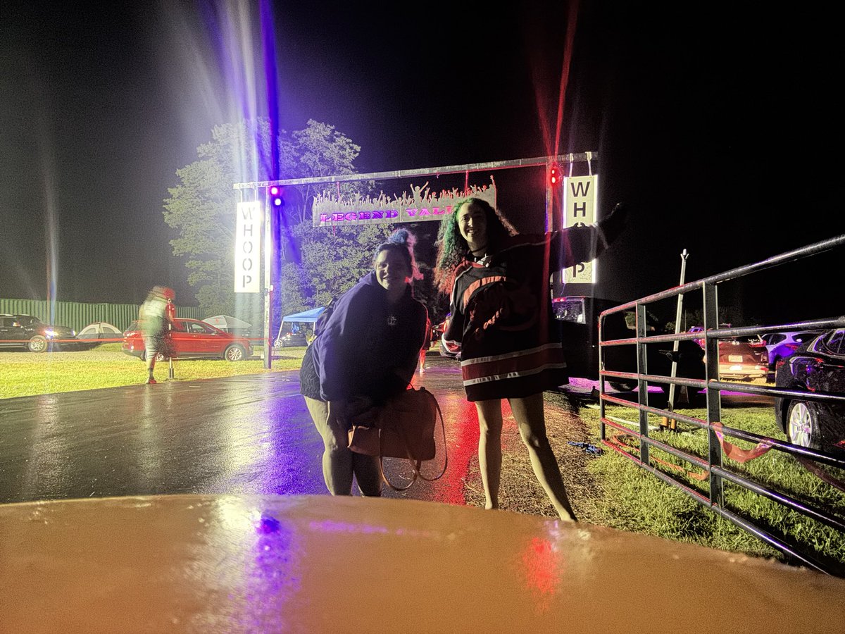 Madam_momo_117's tweet photo. Every year driving through the legend Valley archway brings a tear to my eye, and I’m kind of bummed I don’t get that this year.

I’m also bummed that @tronkitty won’t be there!! https://t.co/GUKBVJ6Mol