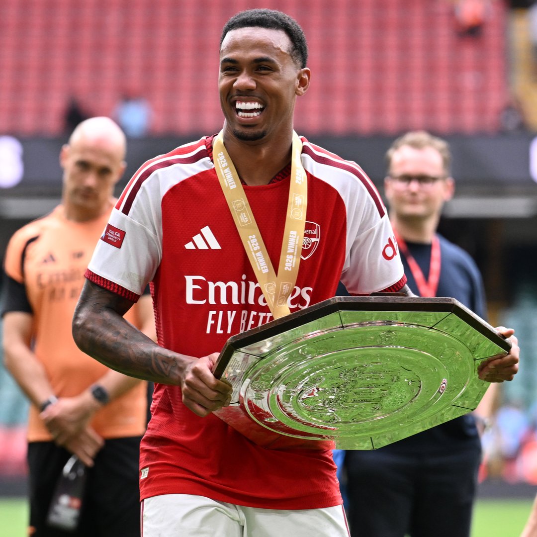 premierleague's tweet photo. It was an impressive display from @Arsenal, defeating @ManCity 3-0 in the Community Shield 👏

The five things we learned from the match 👇