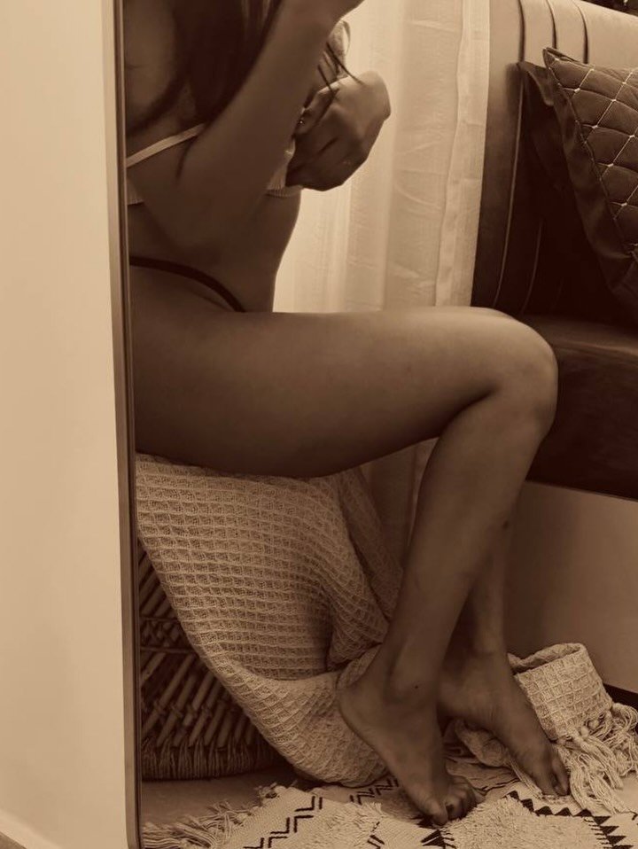 lily_islam87402's tweet photo. Opened my laptop to finish the report and somehow ended up online shopping. π
.
.
#OfficeMistakes #WorkplaceMistakes #WorkMistakes #OfficeProcrastination #WorkProcrastination #OfficeHumor #WorkHumor #WorkplaceHumor #OfficeComedy #WorkComedy #CorporateHumor #OfficeLife #WorkLife https://t.co/pGCwOgsGDb