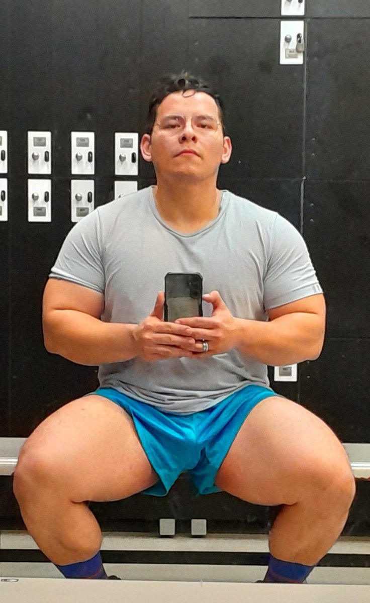 JMiyotl's tweet photo. Tu cabeza va aquí👇
¿Ya estás en mi canal de telegram?
¡Mírame crecer! 
#muscle #handsome #bodybuilding #bodybuilder #beastmode #growing #massive #hardwork #huge #bulk #bulking #bulge #grower #giant #supersaiyan #nopainnogain #doit #muscularguy #supermuscle #musclenerd #legday https://t.co/nLfqfcqXq9
