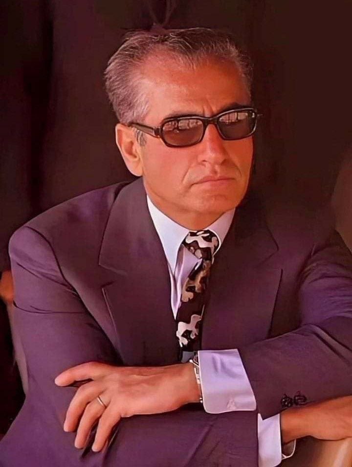 mehdirazzilc's tweet photo. نامت را با عشق بر زبان می‌آوریم و یادت را با اشک در دل نگه می‌داریم.
تو رفتی، اما خاطره‌ی شکوهت از قلب ایران نرفت.
ای کاش بودی و دوباره صدای پدرانه‌ات را برای ایران می‌شنیدیم.
روحت شاد، پدر ایران؛👑🫀
ایران هنوز تو را به یاد دارد و دلش برایت می‌تپد.🦁☀️
#شاهنشاه_آریامهر https://t.co/gUF4T2H44a