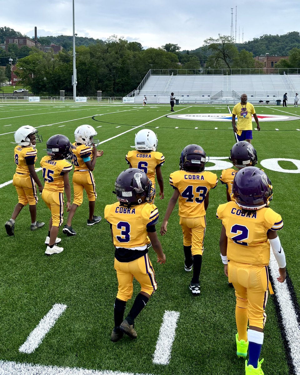 ussteelcf's tweet photo. GAME DAY! This field was built for days like today. 

📣 Cheer team performance, 🎧 Houze of Waxx on music, and 🏈 Hazelwood Cobras all day 🙌

Opening weekend continues at U. S. Steel Community Field. https://t.co/VYXdLQHKGT