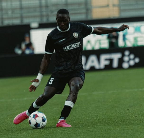 gogo_OII's tweet photo. You are Ngom! NGOM!
Always believe in your soul.
You got the power to score.
You're Indestructible, always believing
'Cause you are Ngom! NGOM!
#Jpl #Buffalo #Arag #COBW https://t.co/HiMLHcxFsG