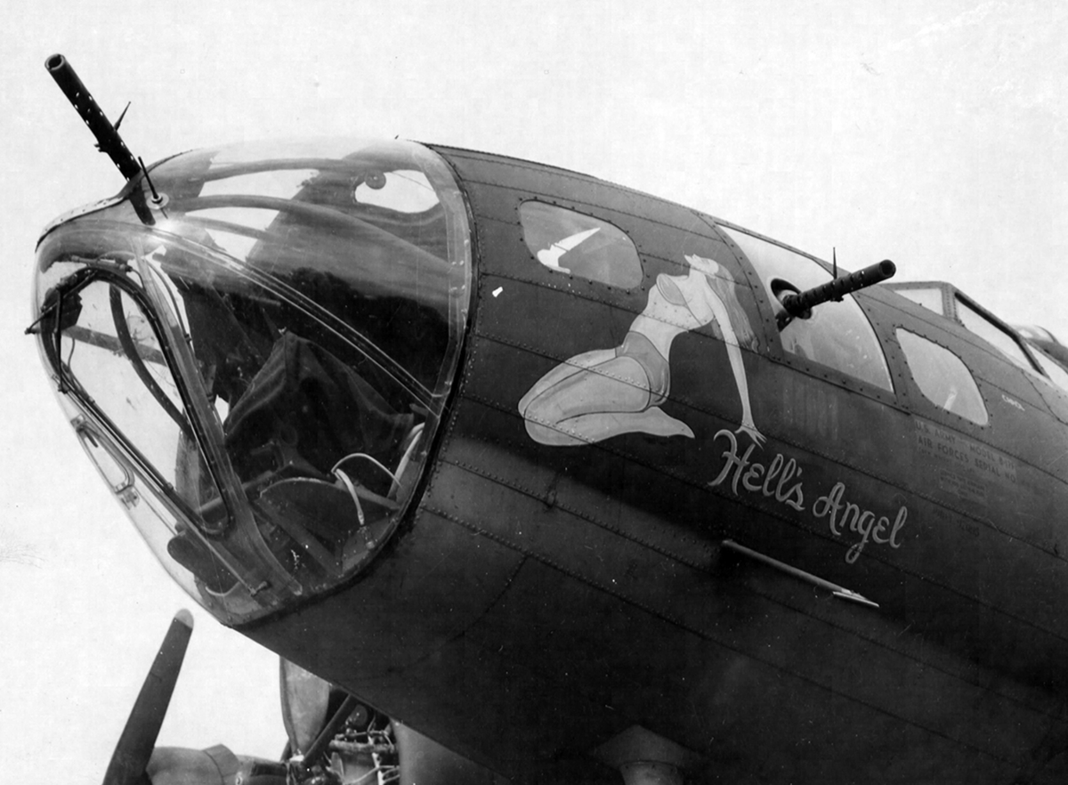PaulBingley's tweet photo. 17 AUGUST 1943 | 14:30
The 534BS' Hell's Angel attempts to dodge a falling B-17, but is then seen to go down with one engine damaged and a wing on fire. Five parachutes are seen, although all ten manage to bail out. Reinhardt King and crew are taken POW. https://t.co/1L5gRVNRAD