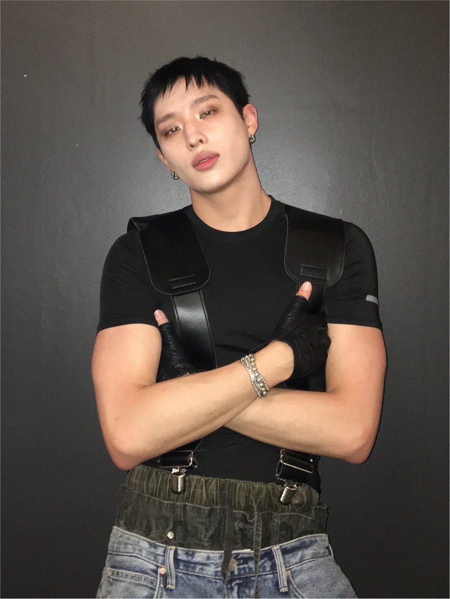 kyo9yu's tweet photo. a sexy flashback https://t.co/IXBKcIkK6u