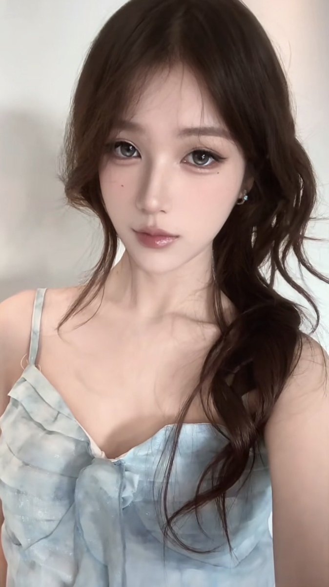 GGvwKEd4DN40029's tweet photo. 不上班的日子好无聊，想谈恋爱了怎么办？

有没有人报名陪我玩玩认真恋爱？举手🙋 https://t.co/jKDZhZMFJ6