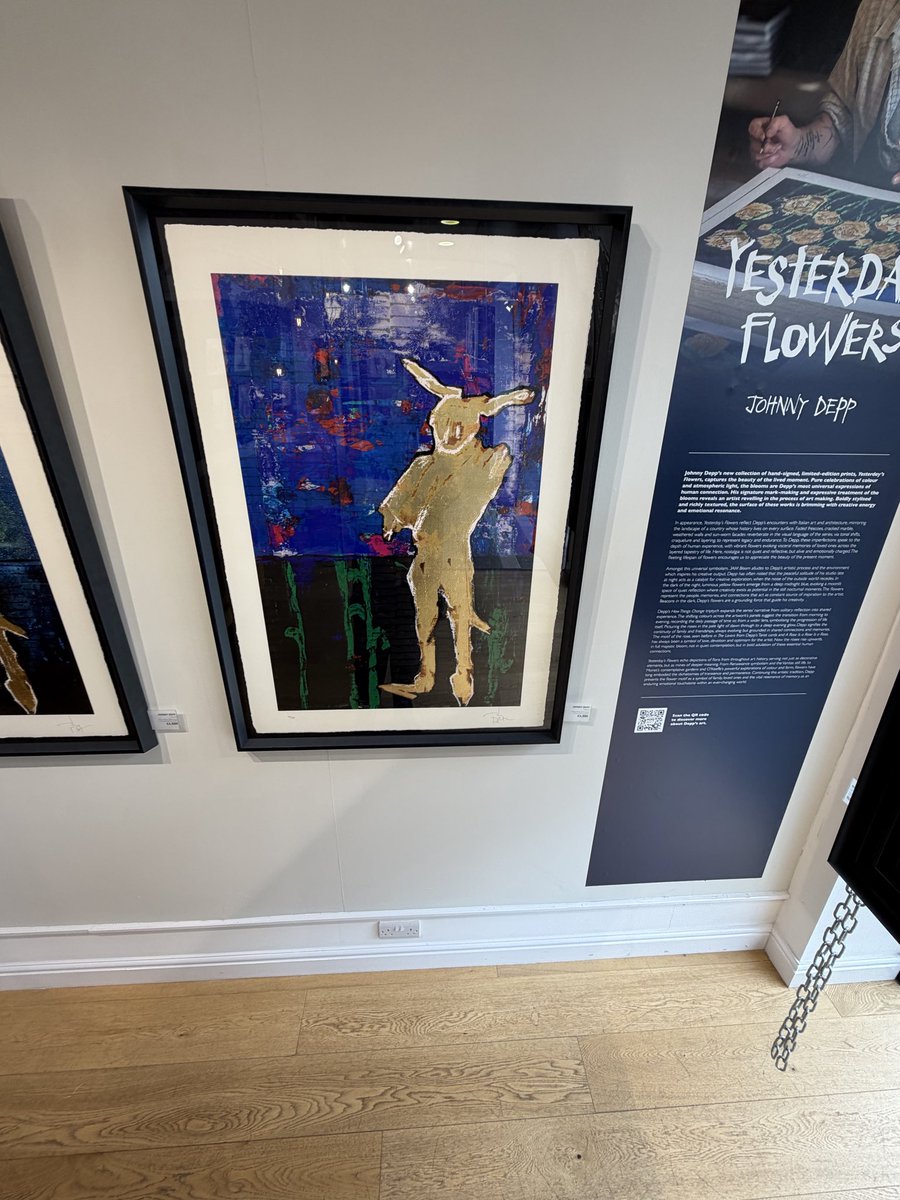 GatsbyV82246's tweet photo. This a most magical day because it was as if God ordered my steps & took me straight to Johnny Depp’s art❣️I never dreamed I would see his artwork in person & hear him in concert this week.
#JohnnyDeppIsART
#JohnnyDeppIsCreates
#JohnnyDeppIsALegend https://t.co/N8cFz2sp8p