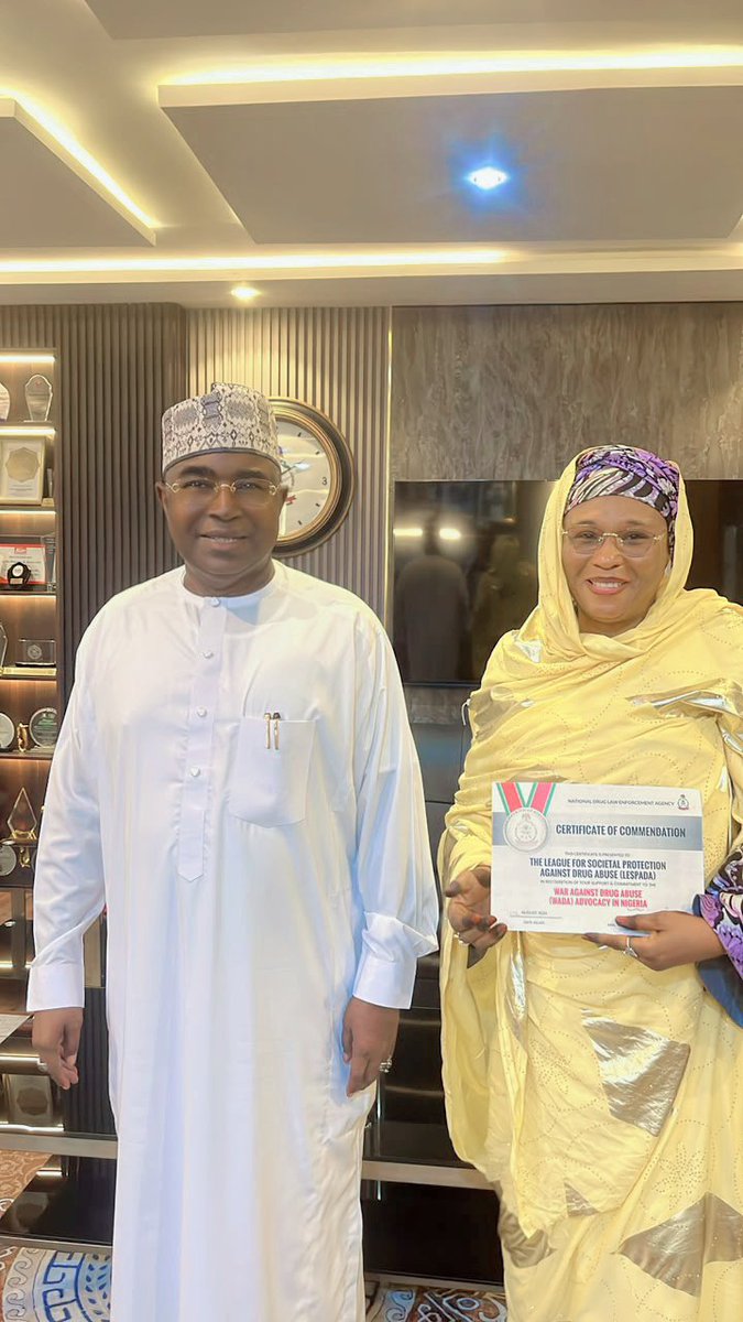 mairohassan's tweet photo. LESPADA is honoured to receive a Certificate of Commendation from the NDLEA Chairman/CEO, Brig. Gen. Buba Marwa (Rtd), CON, OFR.
We are grateful for this recognition. This award is dedicated to our amazing volunteers who have steadfastly stood by me. Thank you for believing in me https://t.co/uLxtOd3x9d