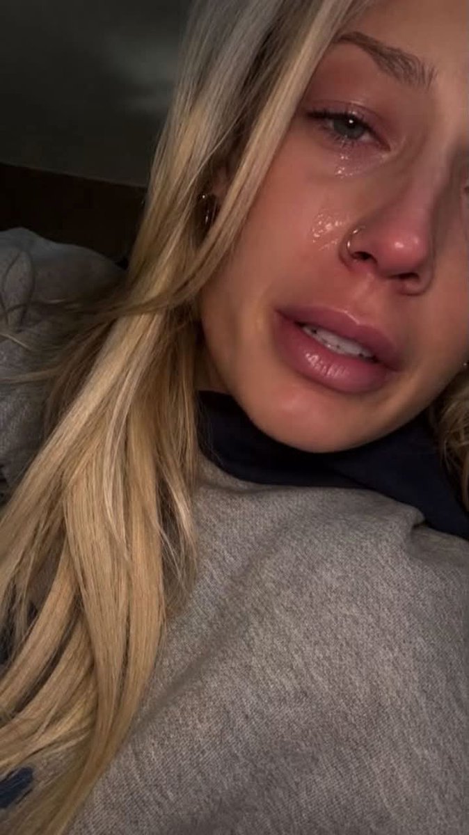 Luna_4w's tweet photo. Sophie Cunningham is getting attacked daily for fighting for young girl's sports, but she refuses to back down! 
Do y'all support her? https://t.co/lGtnB6US02