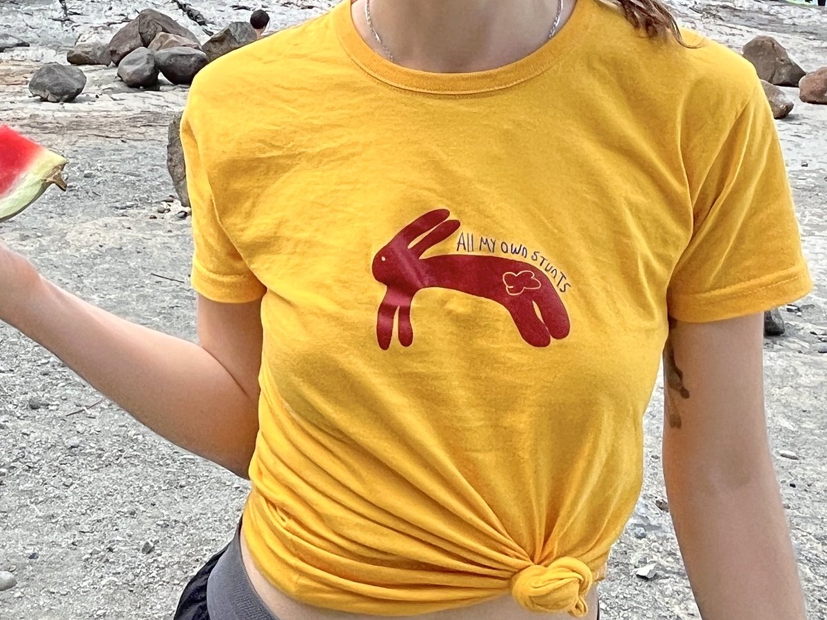 tthreatofjoy's tweet photo. hoooooli abrí mi tienda de remeras gráficas super copadas y cancheras… !!!!!😃🤸‍♀️⭐️💕 
 https://t.co/mRDhWrN7tU https://t.co/0FQpPRbrJO