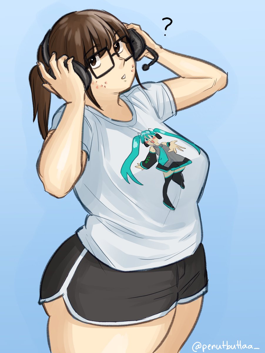penutbuttaa_'s tweet photo. my OC Wendy, a geeky girl who likes Hatsune Miku https://t.co/SKjfYiI0DI