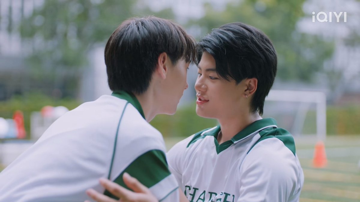 hubboyslove's tweet photo. 🚨 ESTREOU! O 1° EP de #LOVEx3 já está disponível! #LOVEx3_1stHomeroom

Enquanto estudam, uns rapazes se deparam com a única lição que não se ensina na escola: o amor. Agora, eles farão de tudo para alcançar a nota mais alta de seus próprios corações. https://t.co/Ah05kLT814
