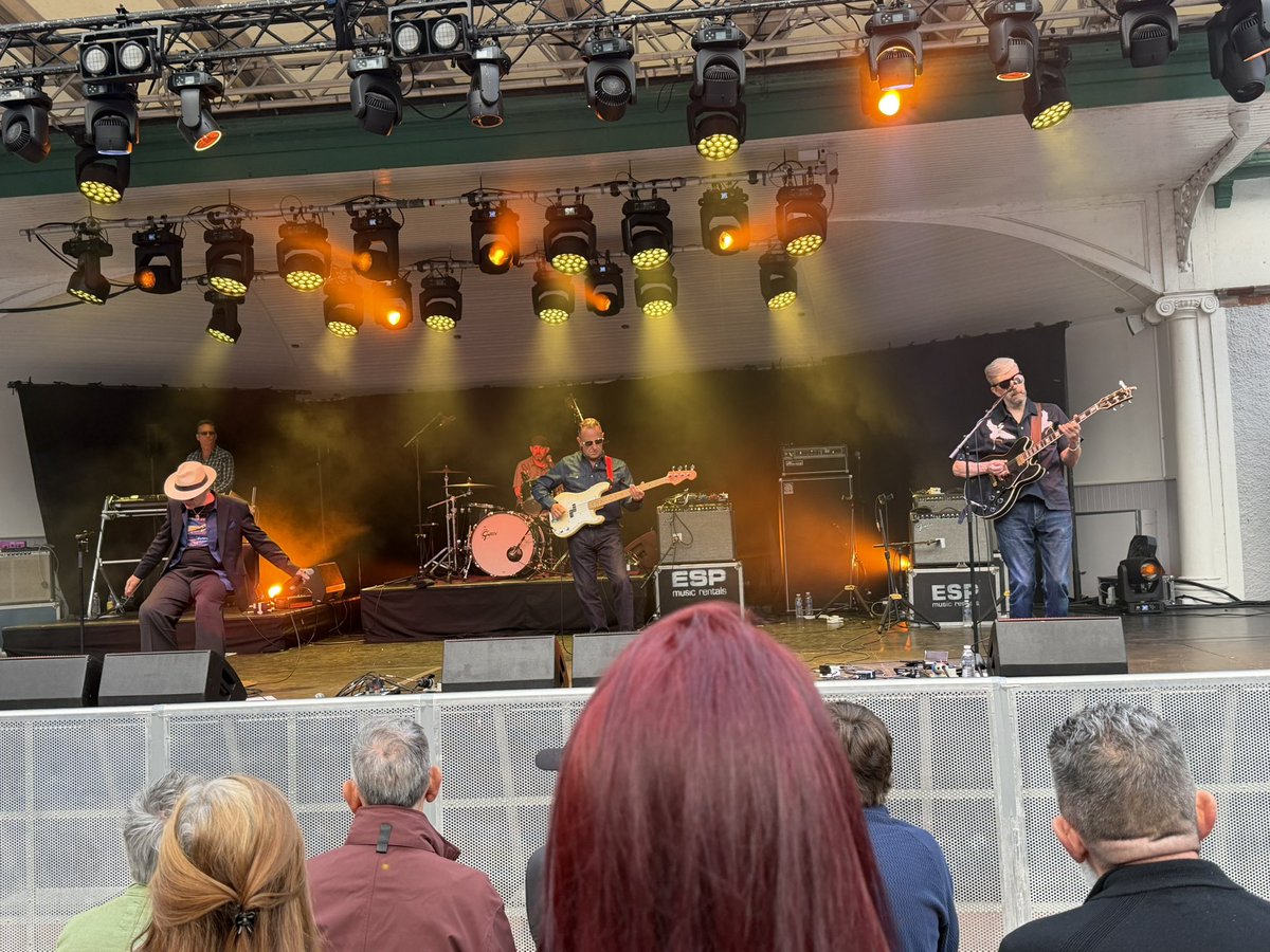 granite1903's tweet photo. Another amazing night at the Bandstand. A very entertaining evening thanks to @the_bluebells1 @FriendsAgain2 @jamthrawn 
Remember you’ll all be welcome to gig in Aberdeen any time! https://t.co/NYJQxQzeB5