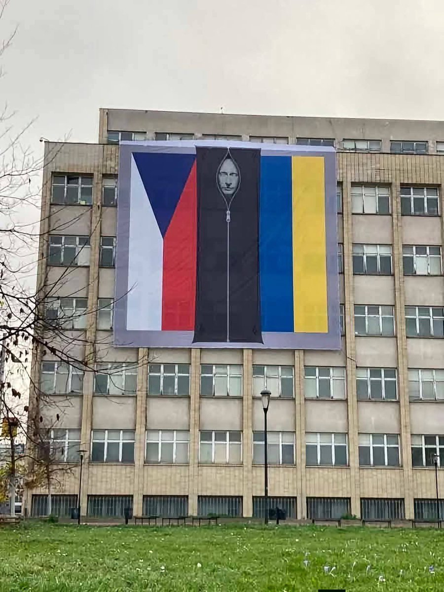 OlenaRohoza's tweet photo. In Prague, Czech Republic 🇨🇿, right next to the Russian Embassy. https://t.co/VfzTs8YQIm