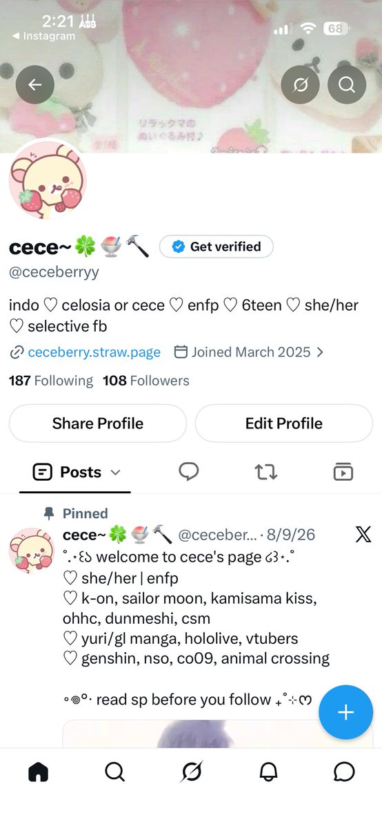 ceceberryy's tweet photo. i hate my bio so much but idk how to make it swag https://t.co/8qnEsX87sO