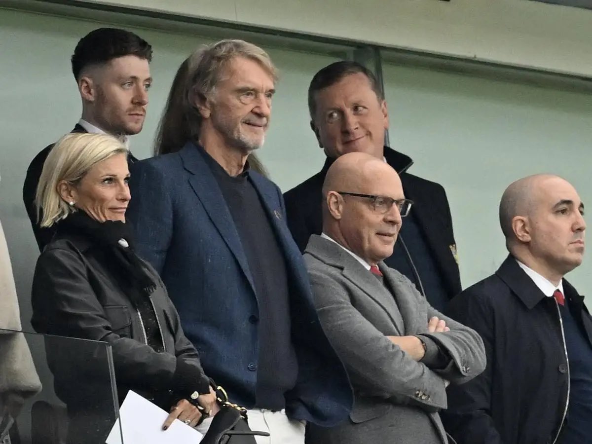UTDAlex8's tweet photo. 🚨 Eric Cantona to the Manchester United board:

“Make the signings Michael Carrick needs now, or all of you should resign. This club cannot afford to waste another opportunity. Give the manager the players he needs to compete at the highest level.” https://t.co/FuTRC9dvg1