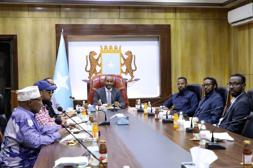 MOALIMUU's tweet photo. The meeting held today between the newly elected Speaker of the House of the People of the Federal Parliament of Somalia and representatives of the opposition is a highly encouraging and constructive development.

Engaging in dialogue, acknowledging existing differences, and seeking common ground are essential steps toward building a more inclusive, effective, and cooperative parliamentary institution.

Political differences are a natural part of democratic life, and diverse political perspectives should not become obstacles to constructive engagement. What is most important is to foster a culture of mutual respect, open dialogue, and political tolerance, while ensuring that different views are given due consideration.

A Parliament that accommodates diverse perspectives and encourages cooperation can play a vital role in strengthening democratic institutions, promoting political stability, and advancing the broader national interest of Somalia.