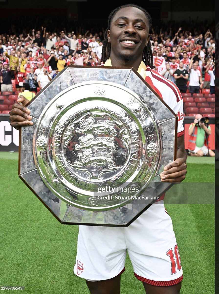 Shareee's tweet photo. Eberechi Eze, back to back Community Shield winner.  ✨

2025 with Palace             2026 with Arsenal https://t.co/HvQx17eLST