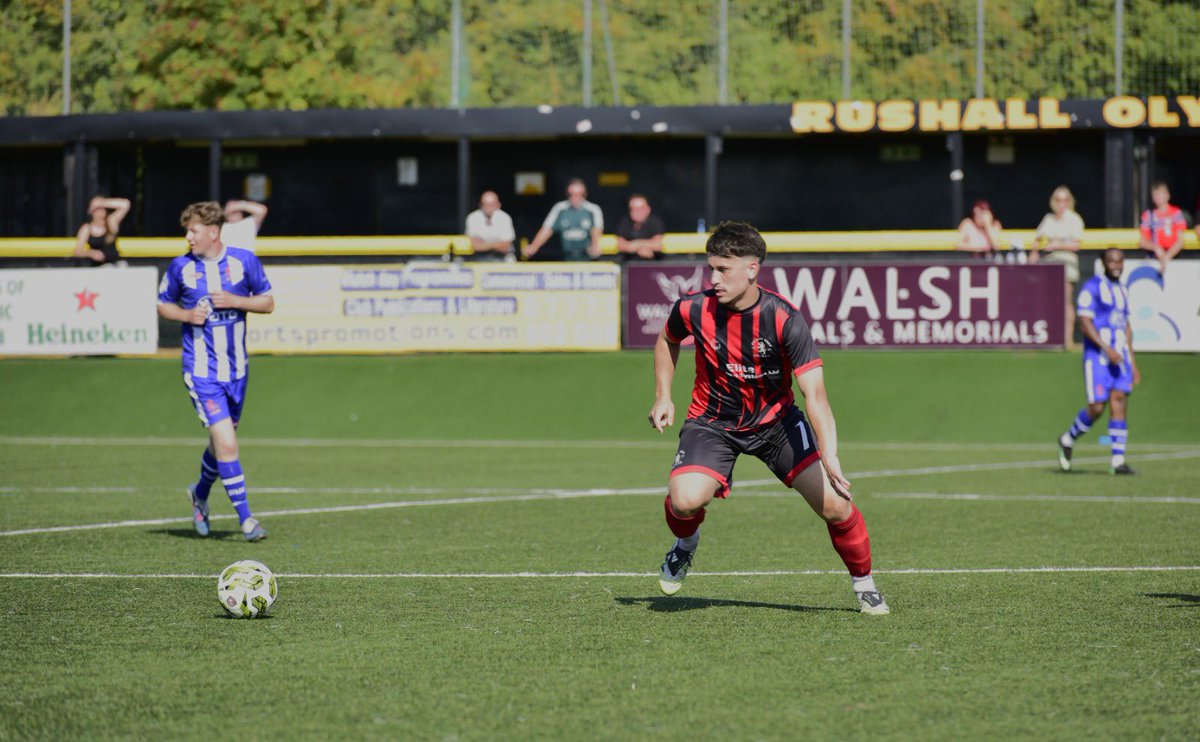 FcPelsall's tweet photo. Some shots from yesterdays game 📸❤️🖤 https://t.co/ZZBGZbXzx8