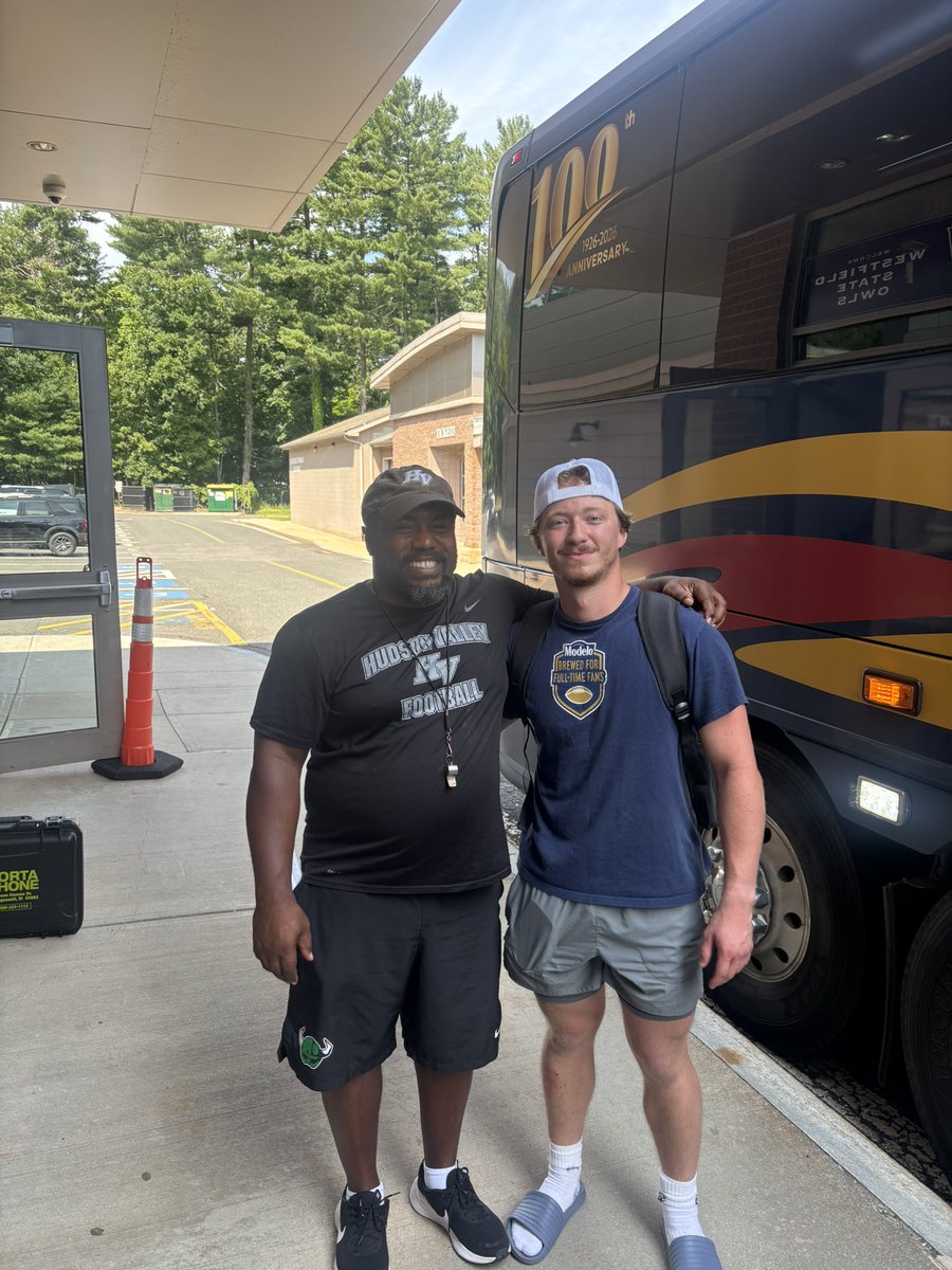 coachdonwjones's tweet photo. Thank you to @WSUOwlsFootball for a solid joint practice today! And shout out to @lpotter_2024 ! HVCC ➡️ WSU ! https://t.co/jDZwOdZYwA