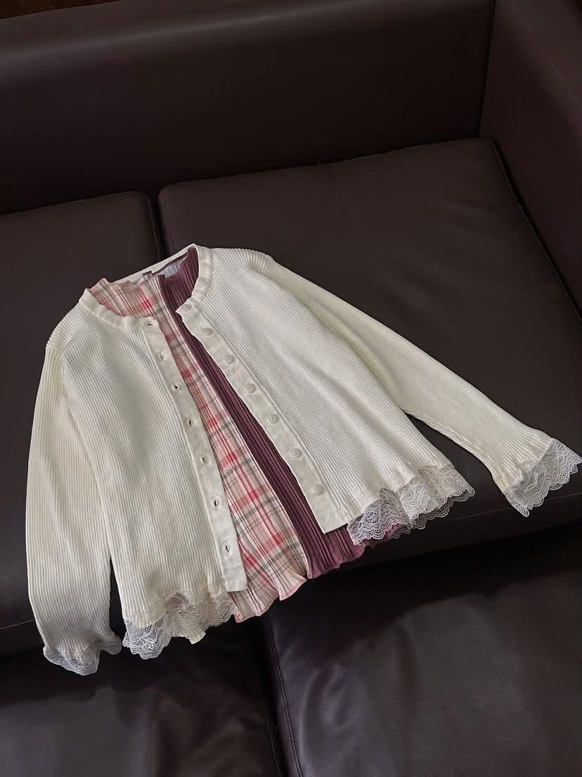 saysamoy's tweet photo. HIDDEN GEM CARDIGAN LOKALAN JEMPOLAN NIH 😭😭😭 https://t.co/3tMD5tzbs1