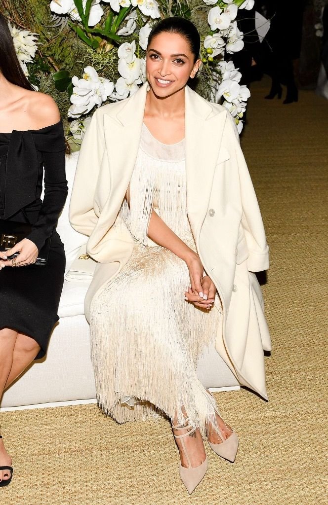 ___chitrogolpo's tweet photo. Deepika Padukone at the Ralph Lauren Fall/Winter show at NYFW 2017 https://t.co/WOugCcqkiW