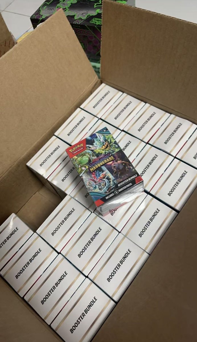 vtheory75's tweet photo. 🚨 STOCK ALERT 🚨

Ascended Heroes Bundles 📦
Pokémon 151 Bundles 📦

For the Pokémon enthusiasts 👀

📩 DM for pricing &amp; availability
🌎 Worldwide shipping

#PokemonTCG #PokemonCards https://t.co/lCMfv4xVeq