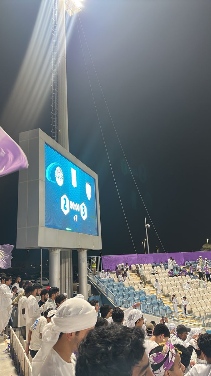 kiro_2z's tweet photo. مبرووووووك الأمة العيناوية 💜 https://t.co/9RfsKO4uPC