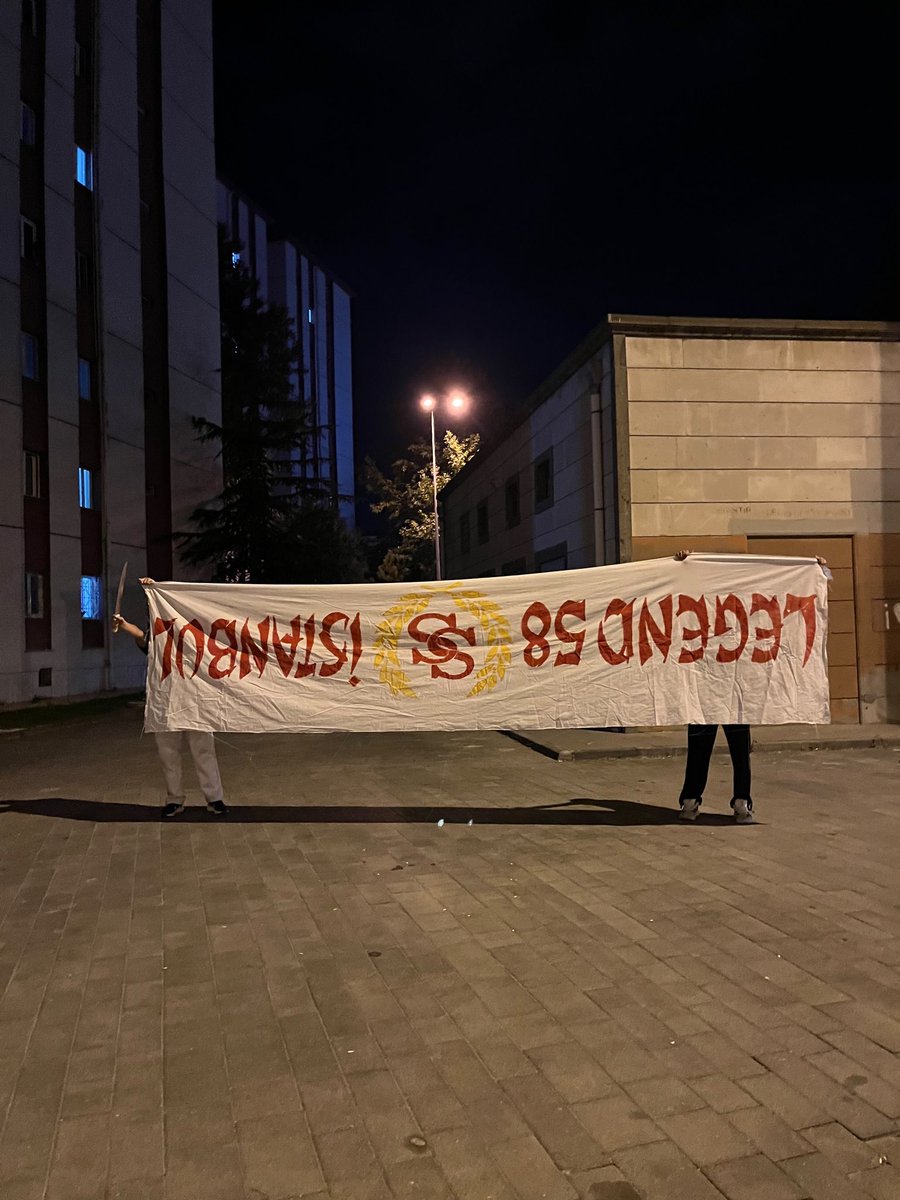 belsintayfa1966's tweet photo. Tanıdık geldimi ? @legendsivasspor 😂 https://t.co/Uot7UEdvxO